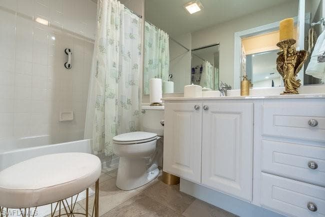 8396 Borboni Ct, Naples, FL 34114-22