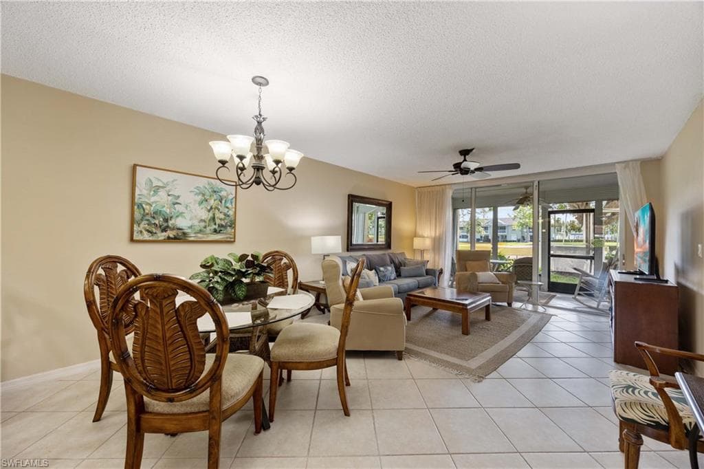 1085 Forest Lakes Dr 8108, Naples, FL 34105-6