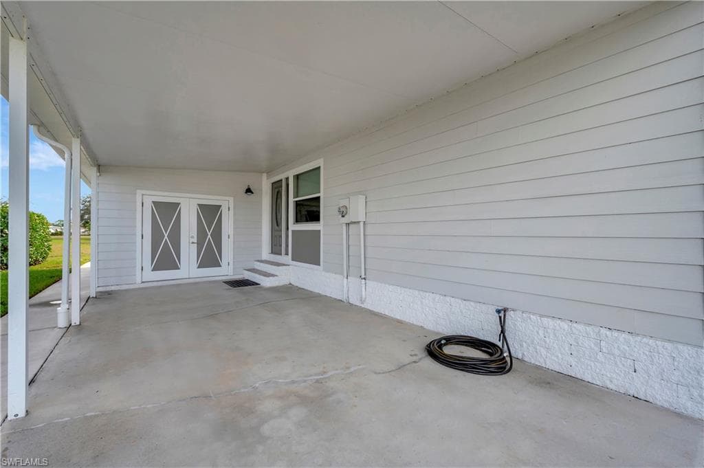 50 Le Mans Dr, Naples, FL 34112-33