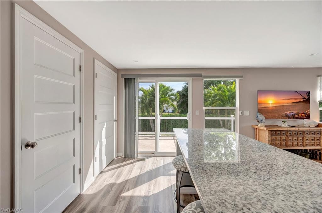 50 Le Mans Dr, Naples, FL 34112-6