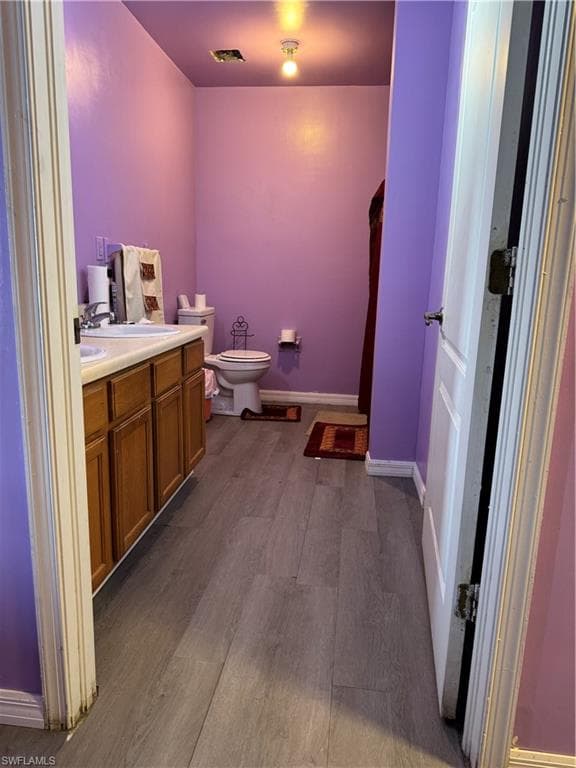 13557 Koinonia Dr, Naples, FL 34114-6