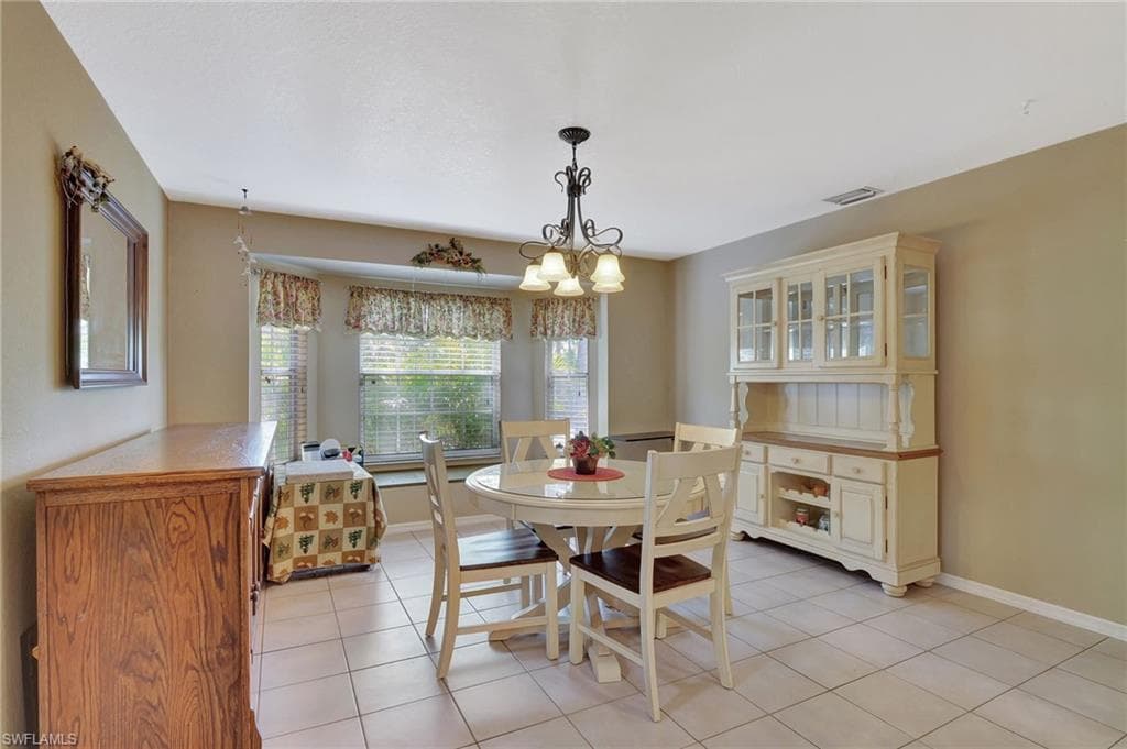 2610 6th Ave NE, Naples, FL 34120-13