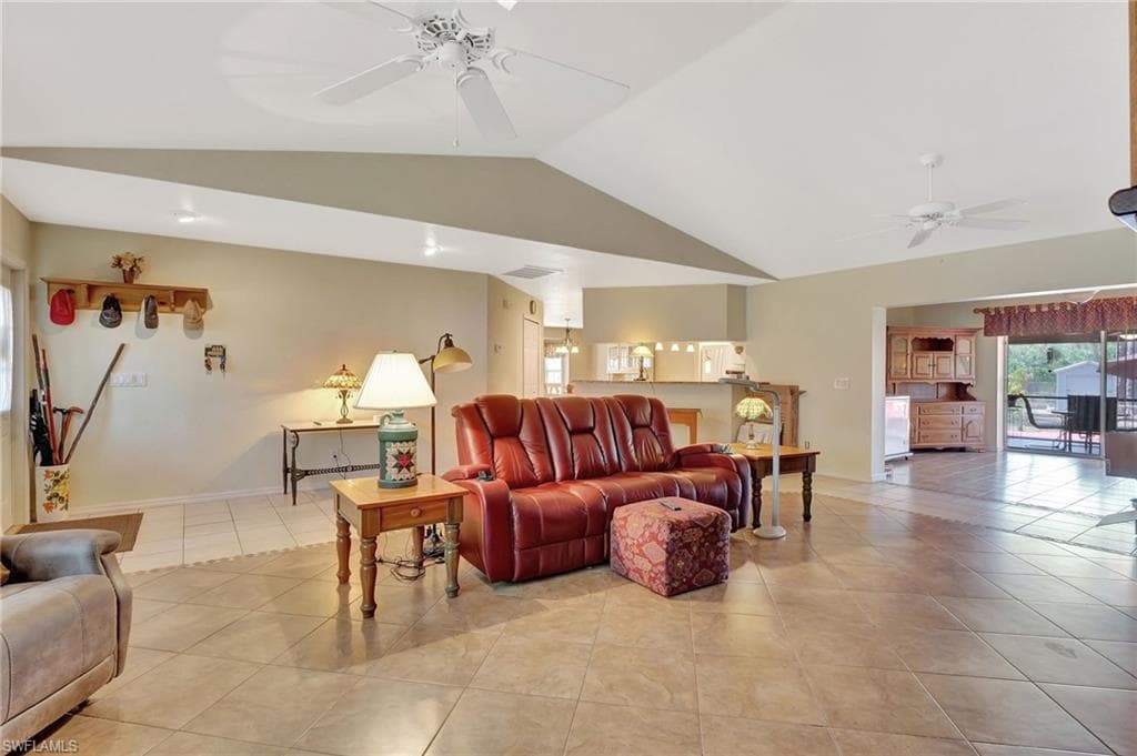 2610 6th Ave NE, Naples, FL 34120-6