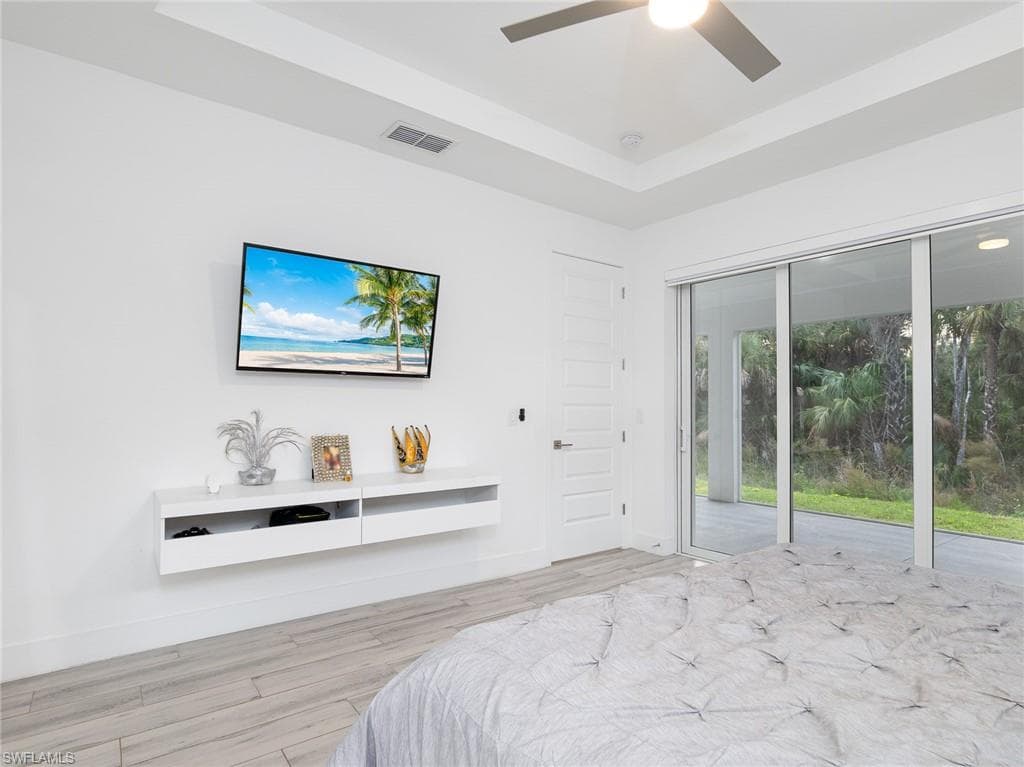 1766 Golden Gate Blvd W, Naples, FL 34120-12