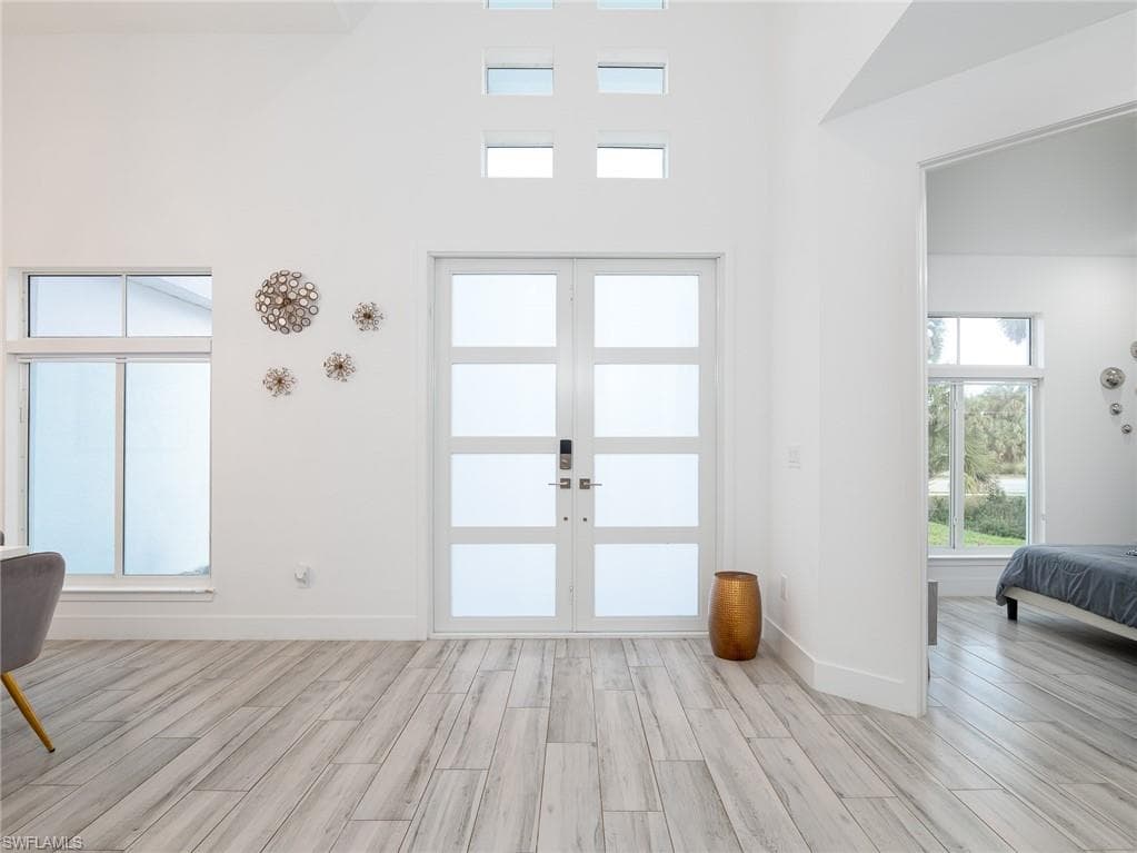 1766 Golden Gate Blvd W, Naples, FL 34120-6