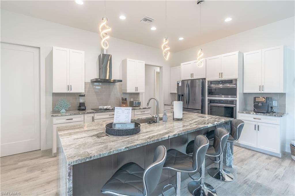 3008 11th Pl, Cape Coral, FL 33904-11