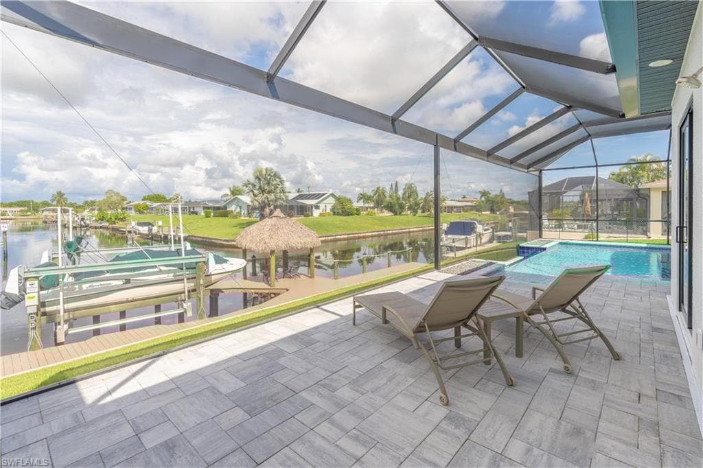 3008 11th Pl, Cape Coral, FL 33904-33
