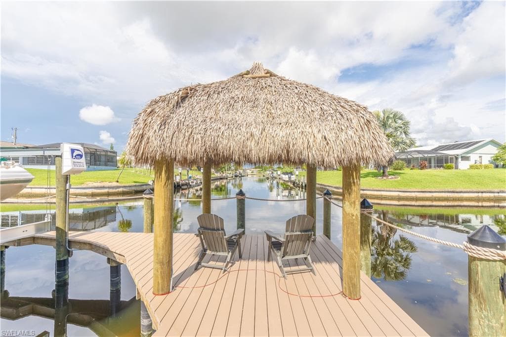 3008 11th Pl, Cape Coral, FL 33904-37