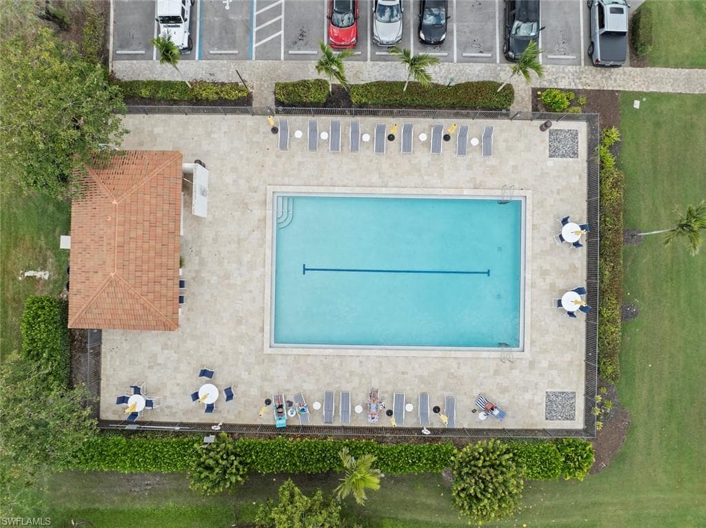 219 Fox Glen Dr 1203, Naples, FL 34104-45