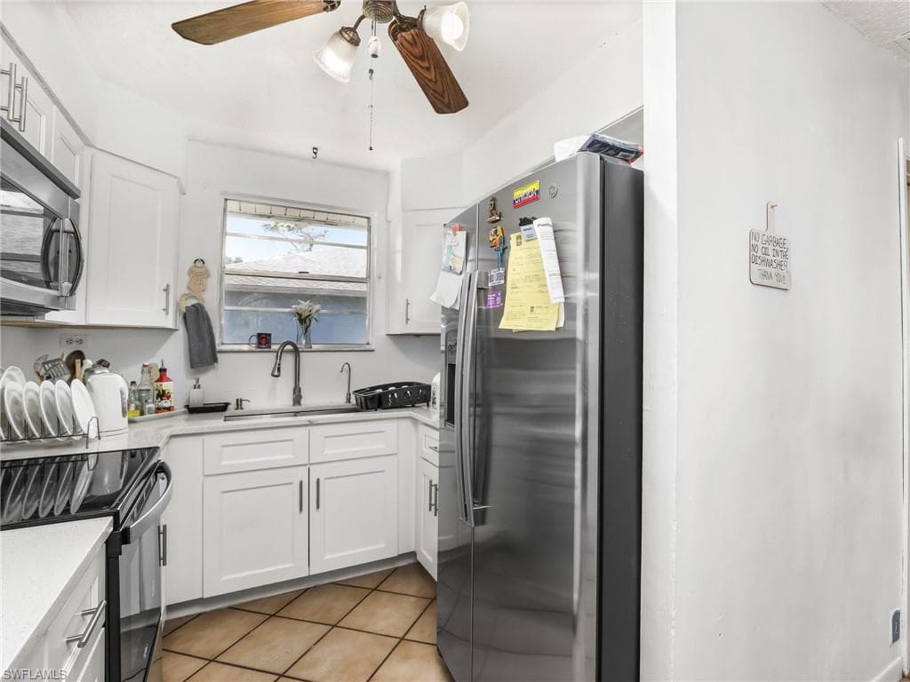 420 31st St SW, Naples, FL 34117-12