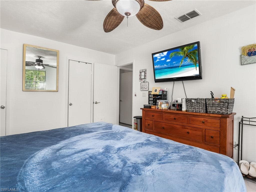 420 31st St SW, Naples, FL 34117-14