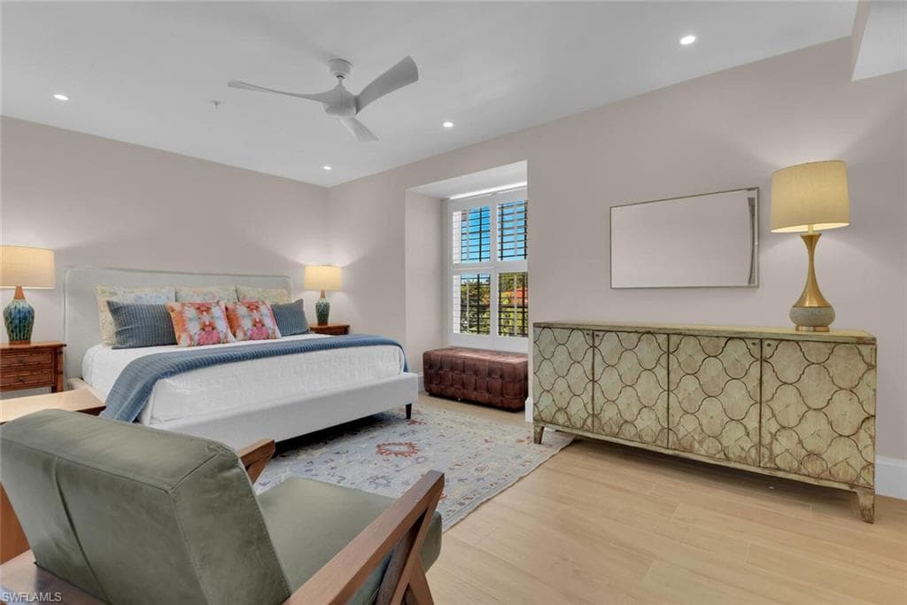 1530 Clermont Dr G301, Naples, FL 34109-10