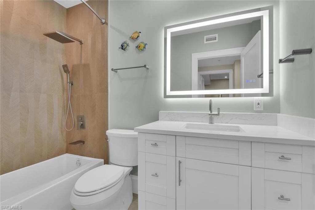 1530 Clermont Dr G301, Naples, FL 34109-15