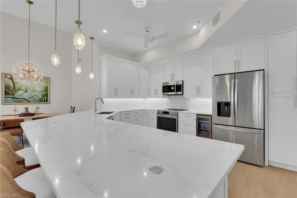 1530 Clermont Dr G301, Naples, FL 34109-3