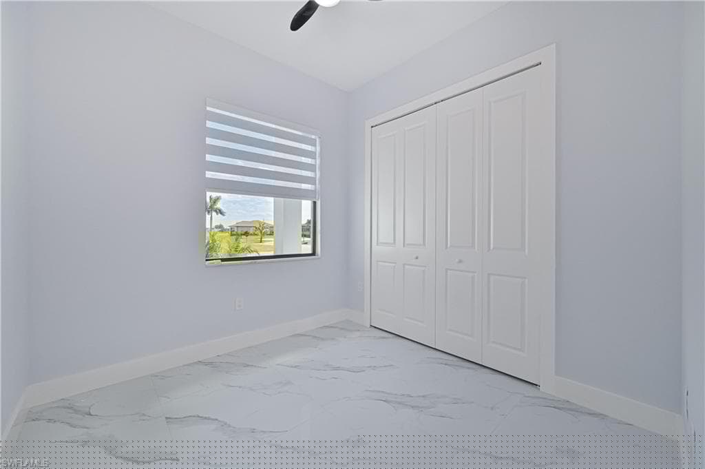 900 12th Pl, Cape Coral, FL 33993-27