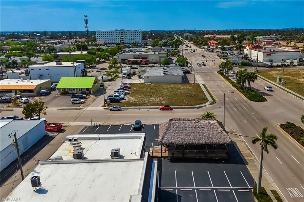 4643 Coronado Pkwy, Cape Coral, FL 33904-8