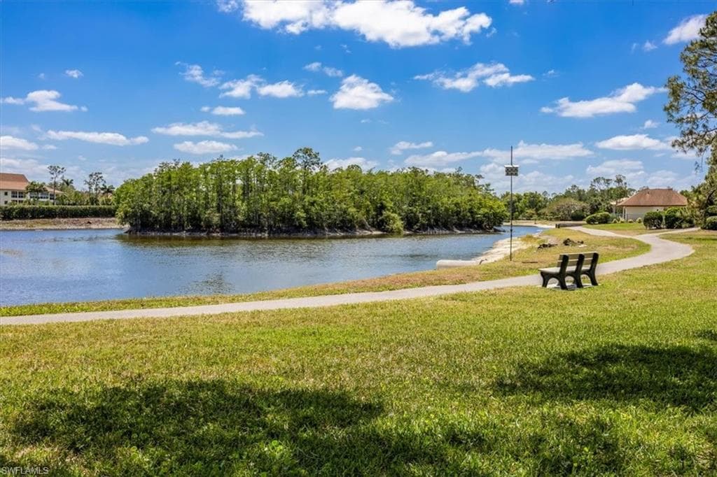 536 Lake Louise Cir B102, Naples, FL 34110-22