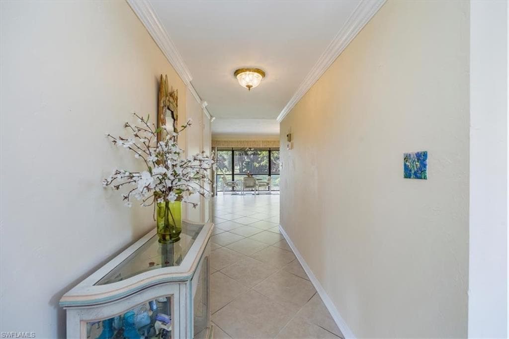 536 Lake Louise Cir B102, Naples, FL 34110-5