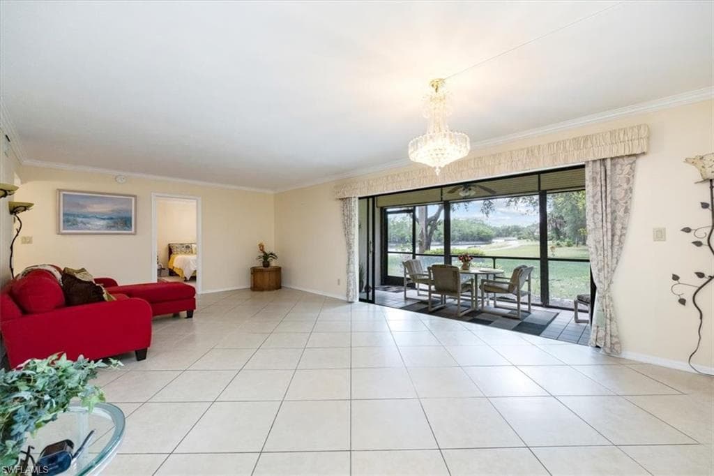 536 Lake Louise Cir B102, Naples, FL 34110-6