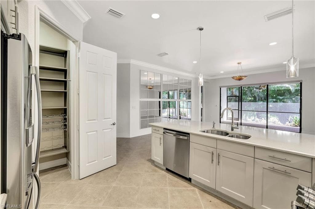 13404 Monticello Blvd, Naples, FL 34109-10