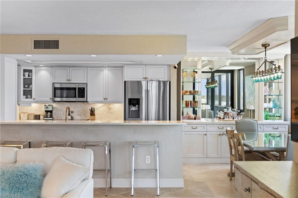 10482 Gulf Shore Dr 261, Naples, FL 34108-17