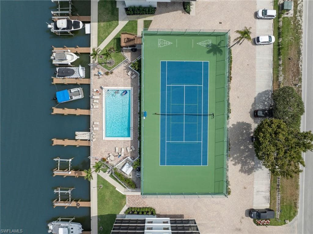 10482 Gulf Shore Dr 261, Naples, FL 34108-33
