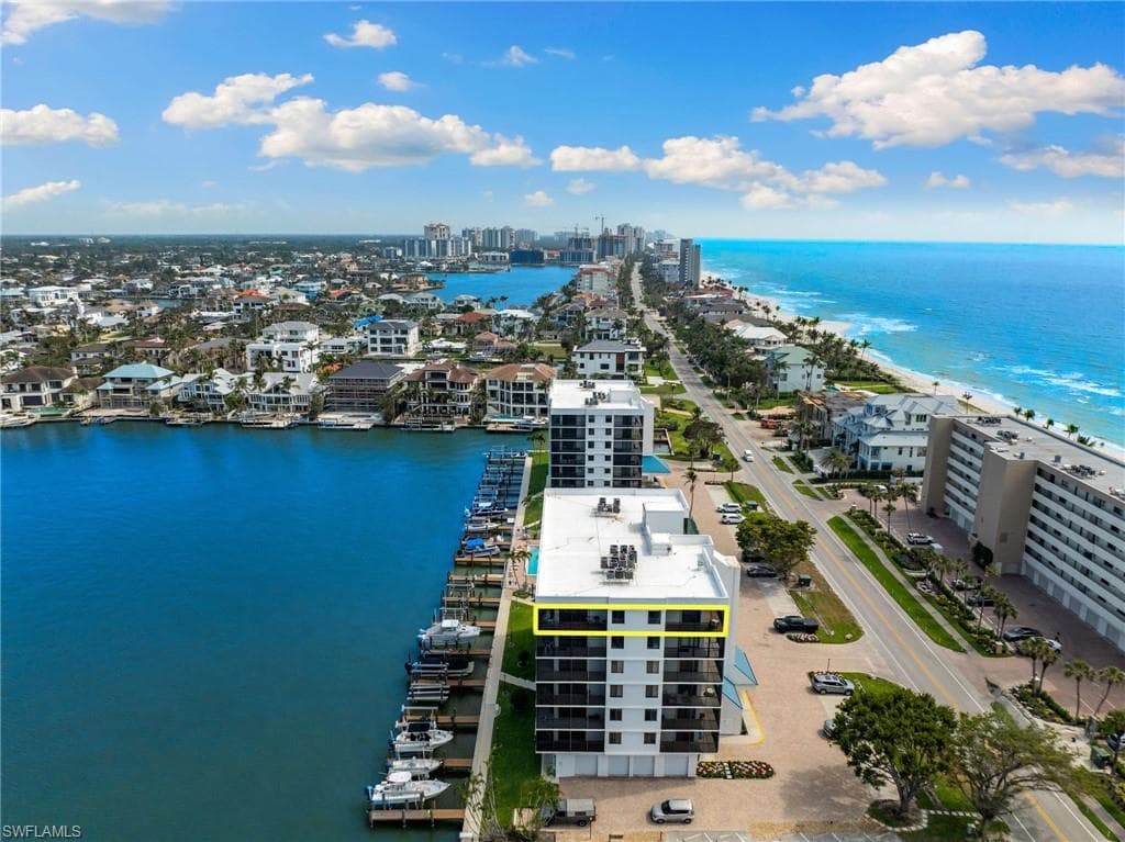 10482 Gulf Shore Dr 261, Naples, FL 34108-34