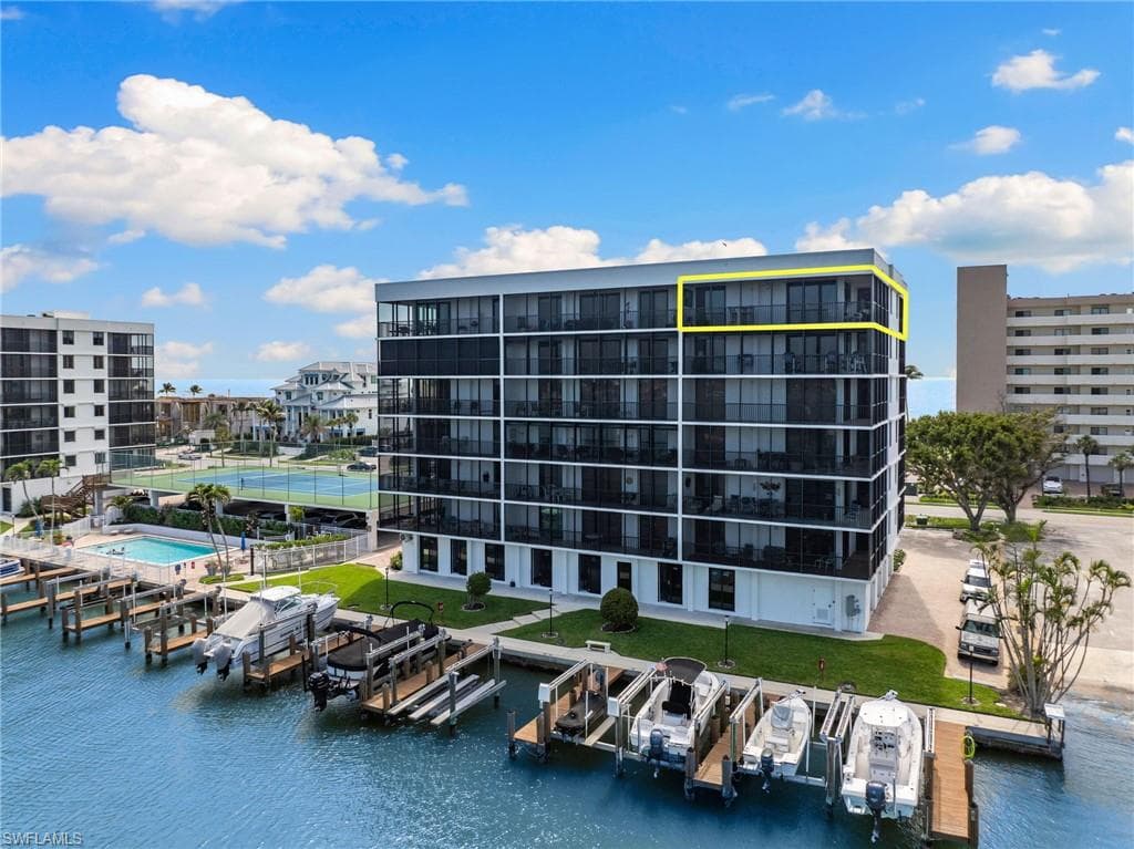 10482 Gulf Shore Dr 261, Naples, FL 34108-4