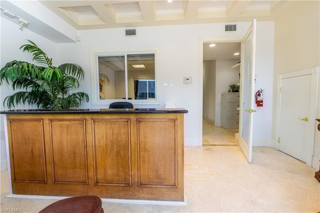 5405 Taylor Rd 100-4, Naples, FL 34109-13