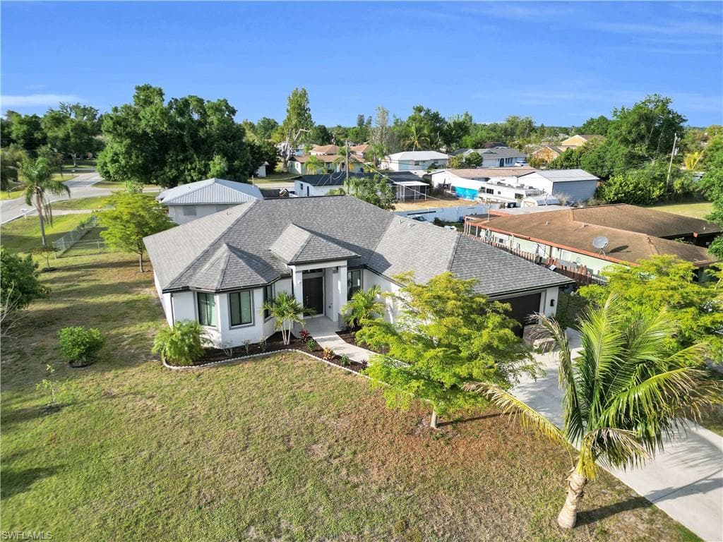 13002 Caribbean Blvd, Fort Myers, FL 33905-12