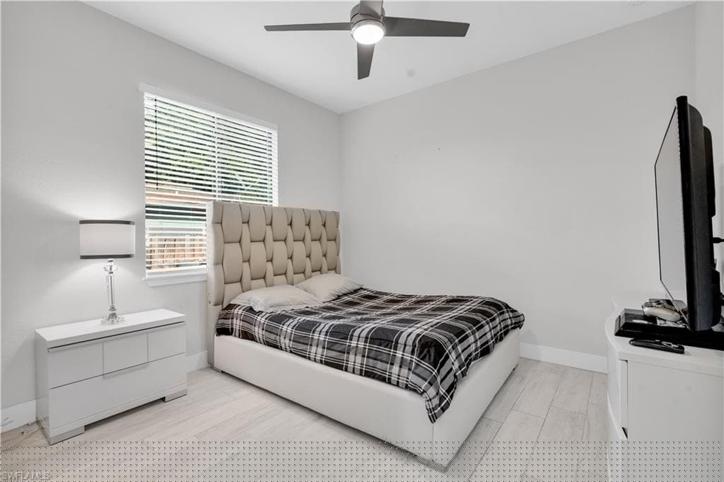 13002 Caribbean Blvd, Fort Myers, FL 33905-19