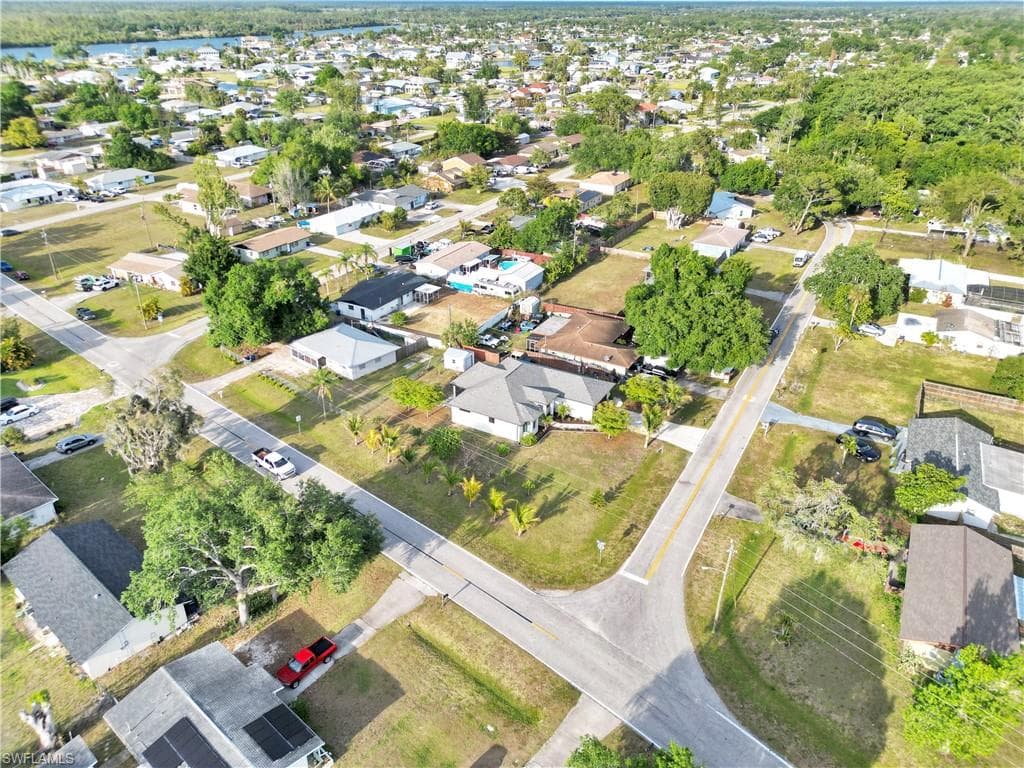 13002 Caribbean Blvd, Fort Myers, FL 33905-38