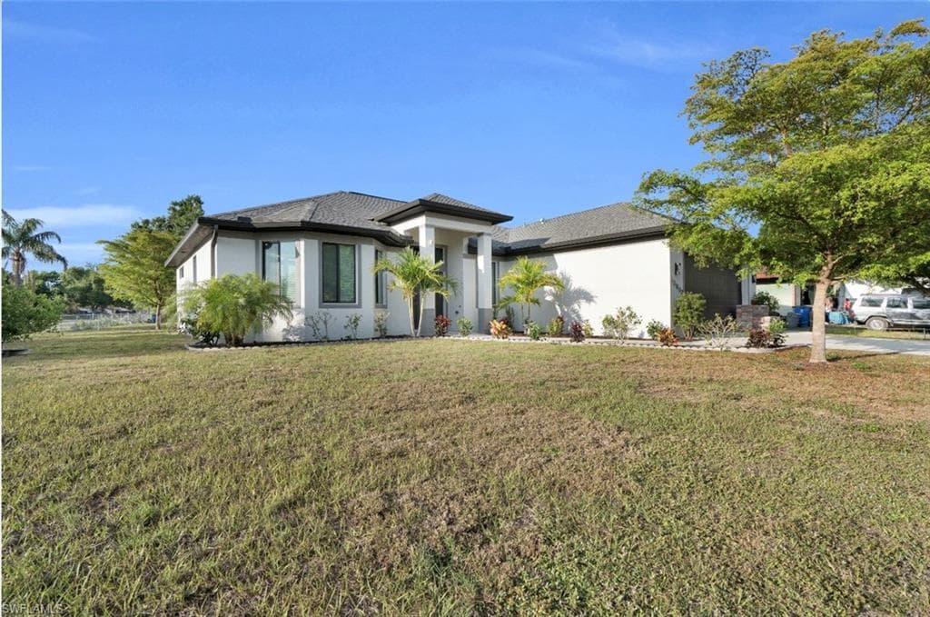 13002 Caribbean Blvd, Fort Myers, FL 33905-4