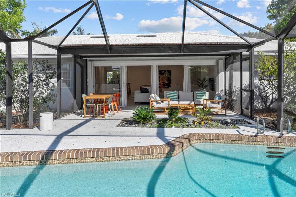 1515 Manchester Blvd, Fort Myers, FL 33919-43