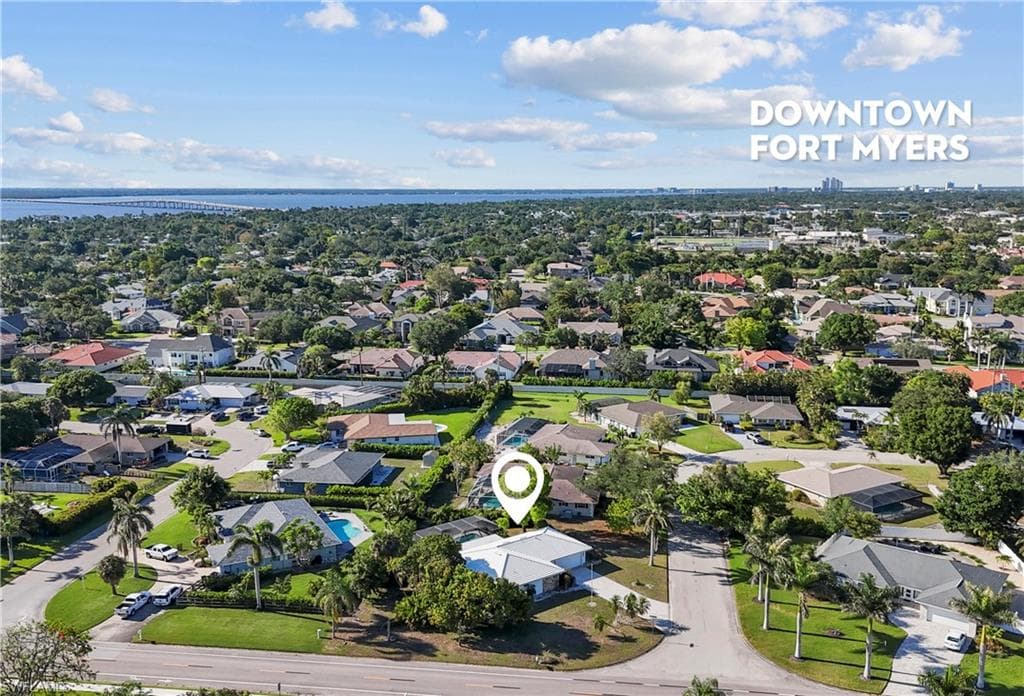 1515 Manchester Blvd, Fort Myers, FL 33919-45