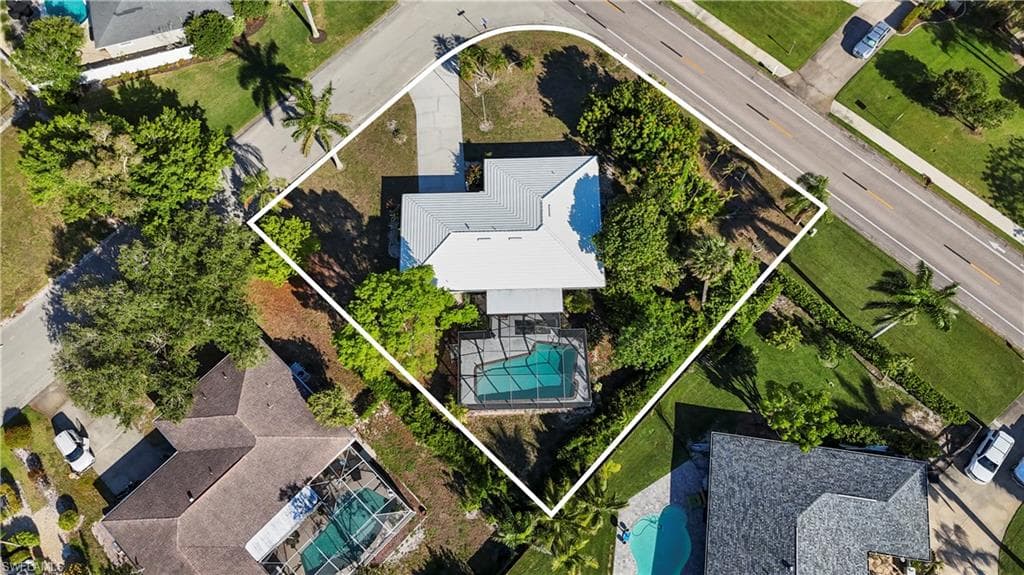 1515 Manchester Blvd, Fort Myers, FL 33919-46