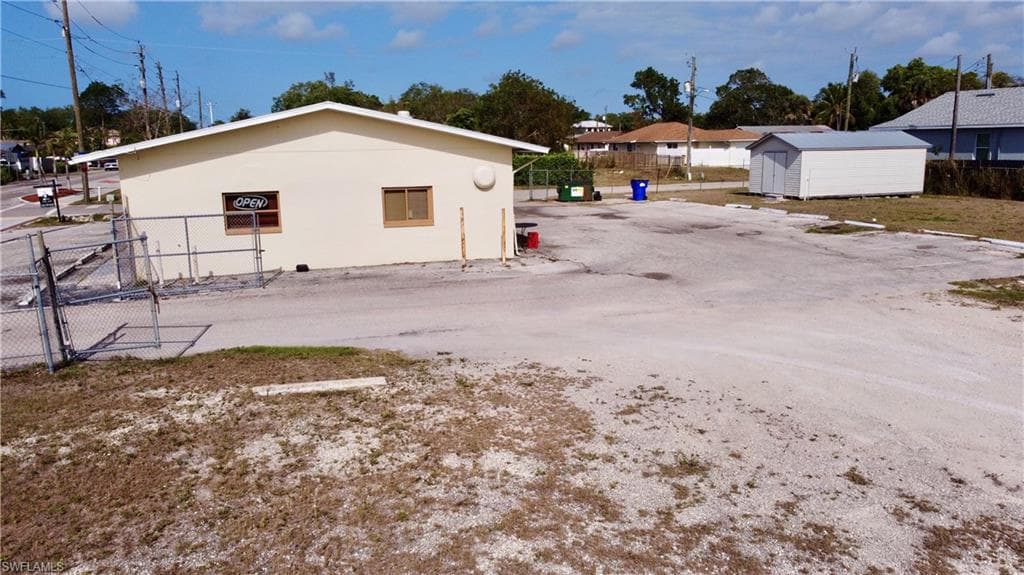 10401 Terry St, Bonita Springs, FL 34135-9