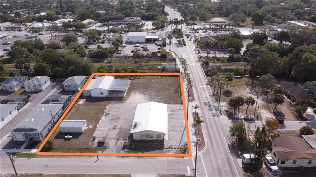 10401 Terry St, Bonita Springs, FL 34135-2