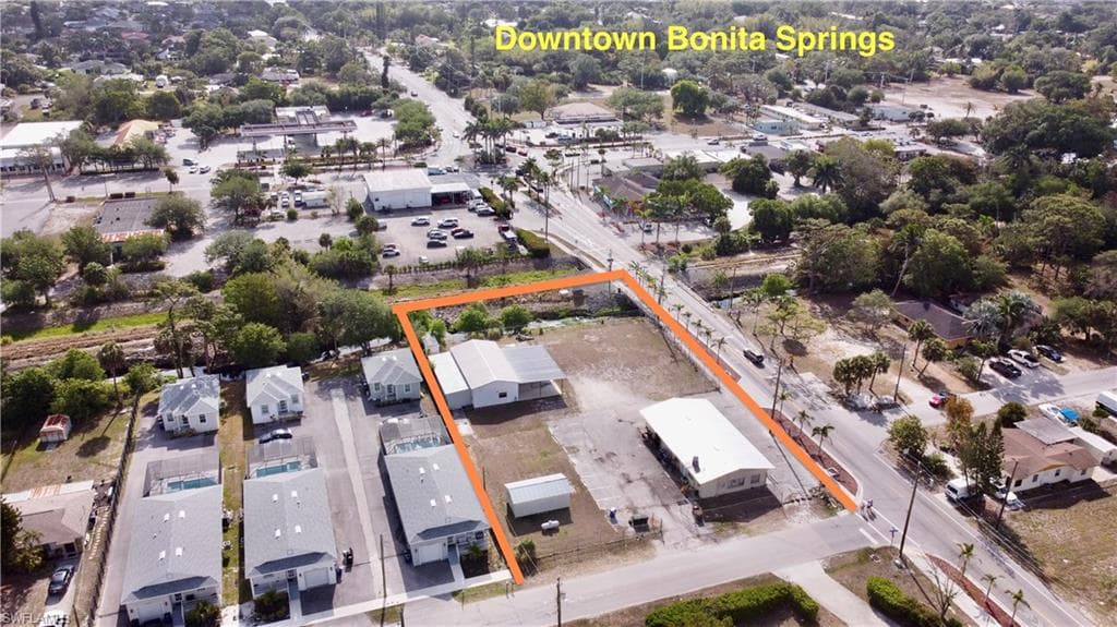 10401 Terry St, Bonita Springs, FL 34135-5