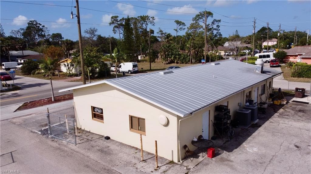 10401 Terry St, Bonita Springs, FL 34135-7