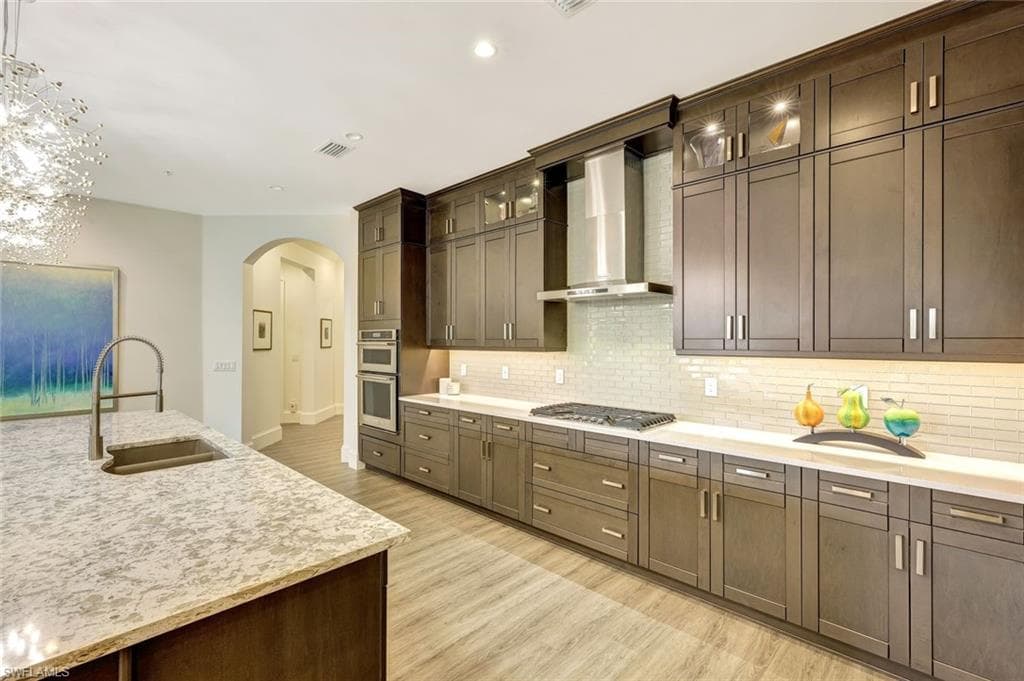 16358 Corsica Way 201, Naples, FL 34110-4