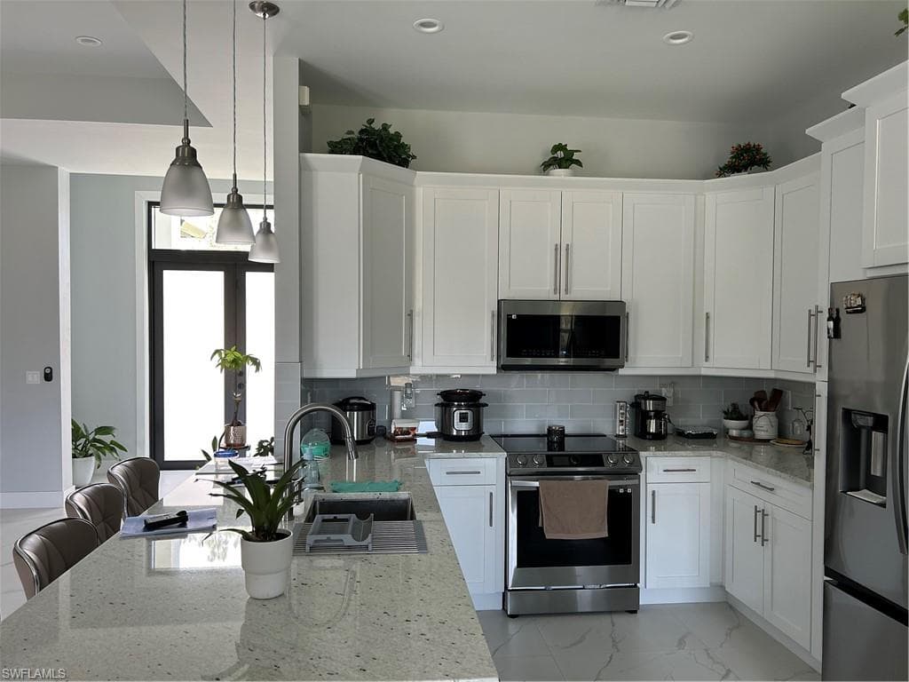 2780 16th Ave SE, Naples, FL 34117-5