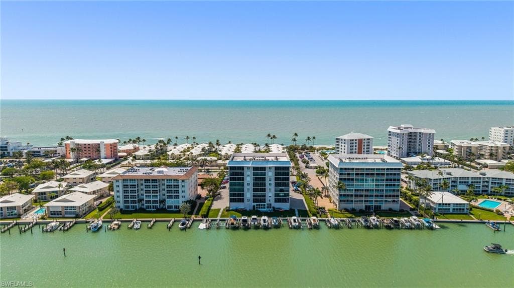 2650 Gulf Shore Blvd N 701, Naples, FL 34103-16