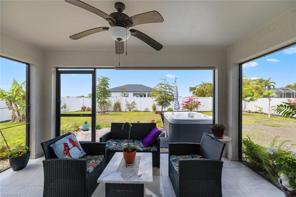 708 7th Pl, Cape Coral, FL 33993-31