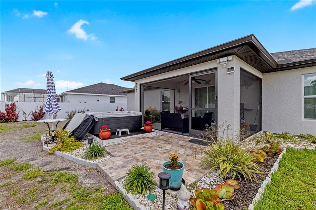 708 7th Pl, Cape Coral, FL 33993-38