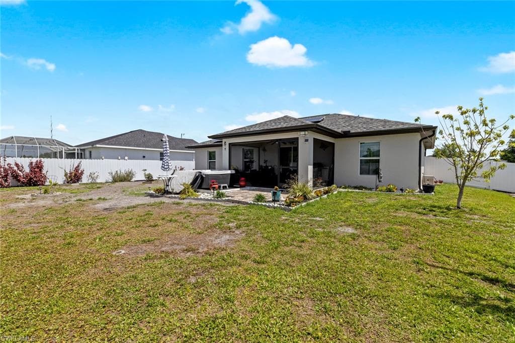 708 7th Pl, Cape Coral, FL 33993-39