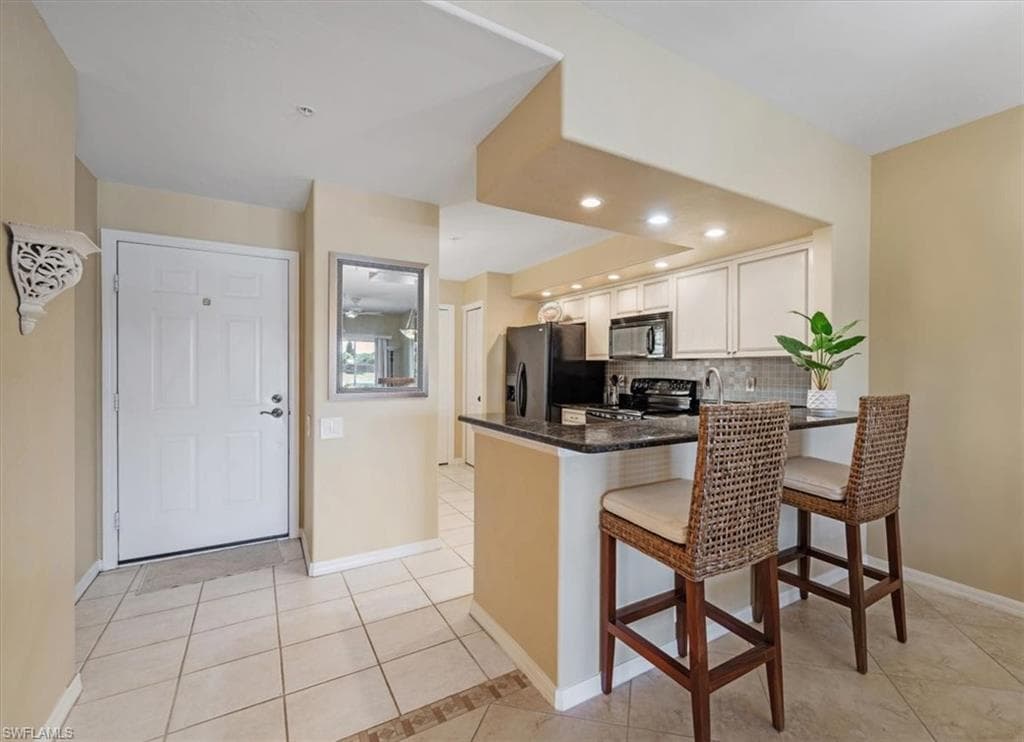 13070 Amberley Ct 902, Bonita Springs, FL 34135-9