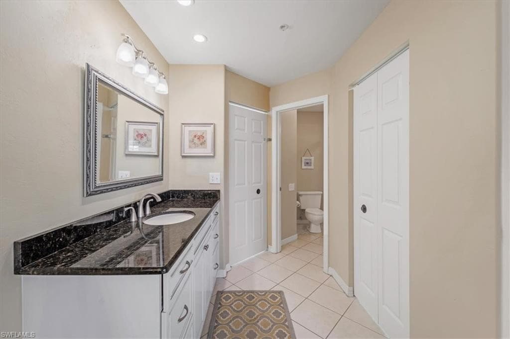 13070 Amberley Ct 902, Bonita Springs, FL 34135-27