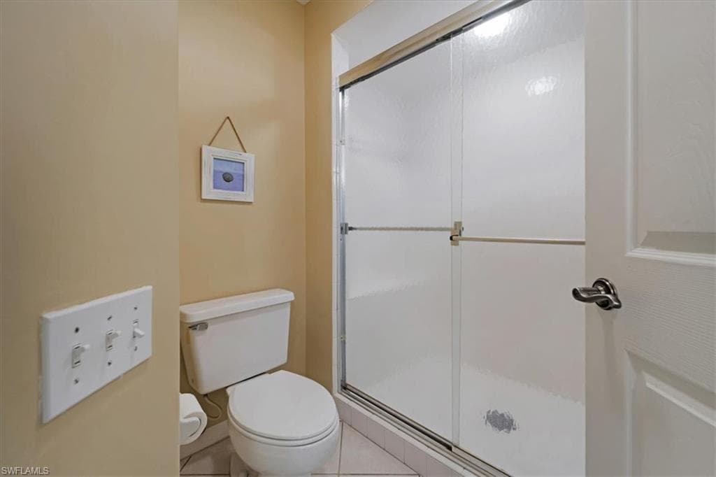 13070 Amberley Ct 902, Bonita Springs, FL 34135-28