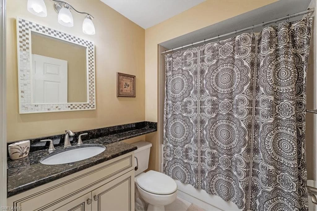 13070 Amberley Ct 902, Bonita Springs, FL 34135-32